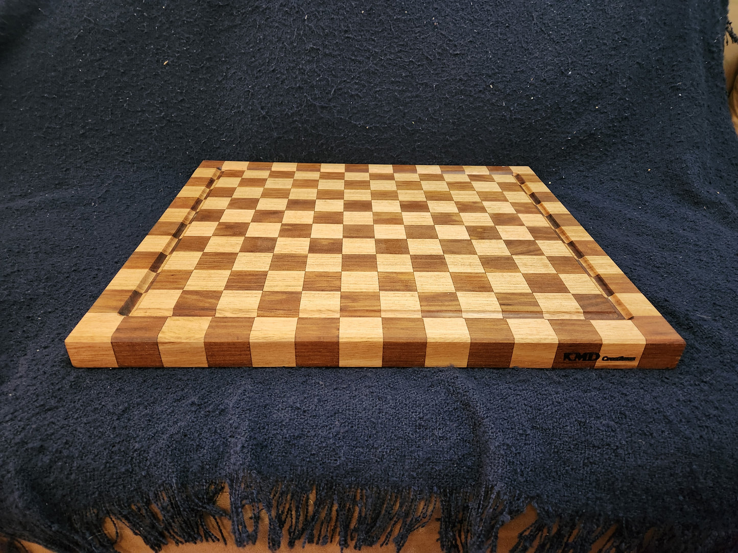 Chess board pattern chopping board