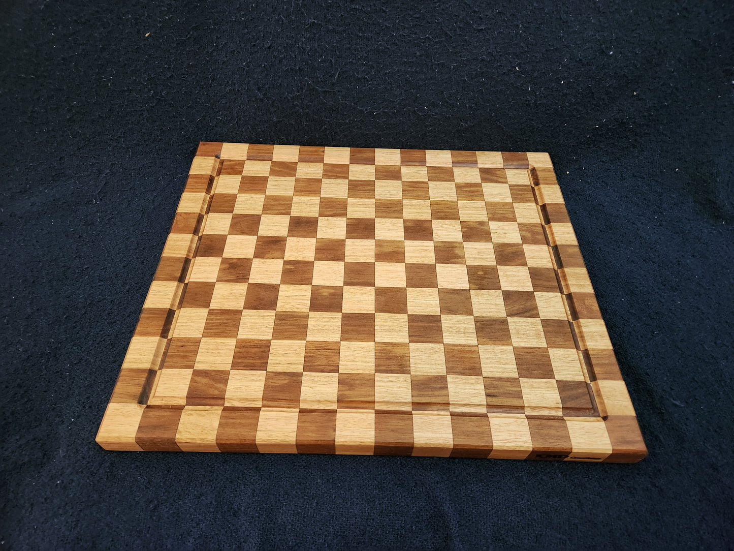 Chess board pattern chopping board