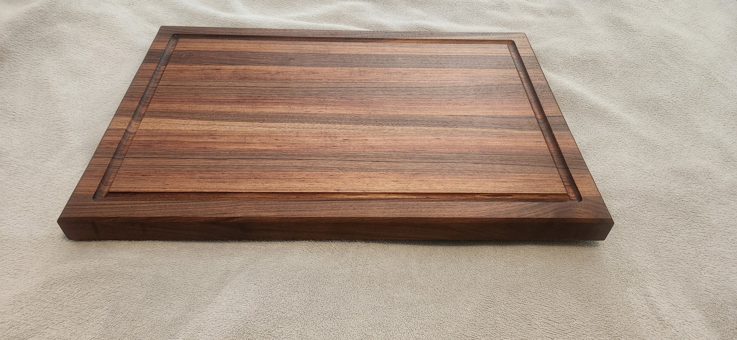 Blackwood and Walnut medium brisket board